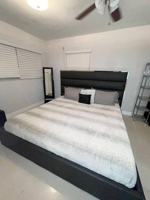 Modern Miami Oversized 3 Bedroom In Central Location Exteriér fotografie