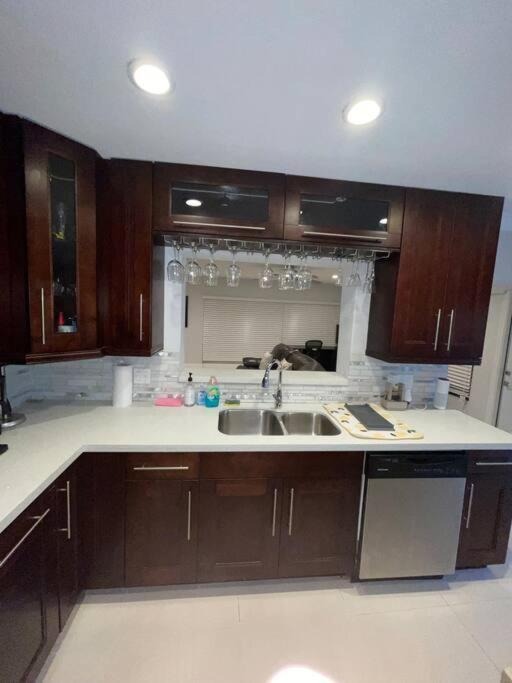Modern Miami Oversized 3 Bedroom In Central Location Exteriér fotografie