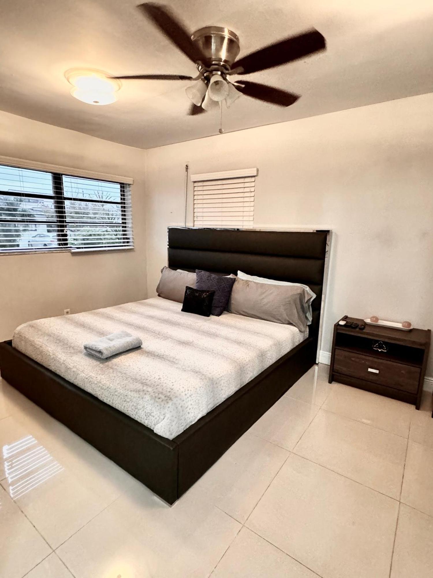 Modern Miami Oversized 3 Bedroom In Central Location Exteriér fotografie