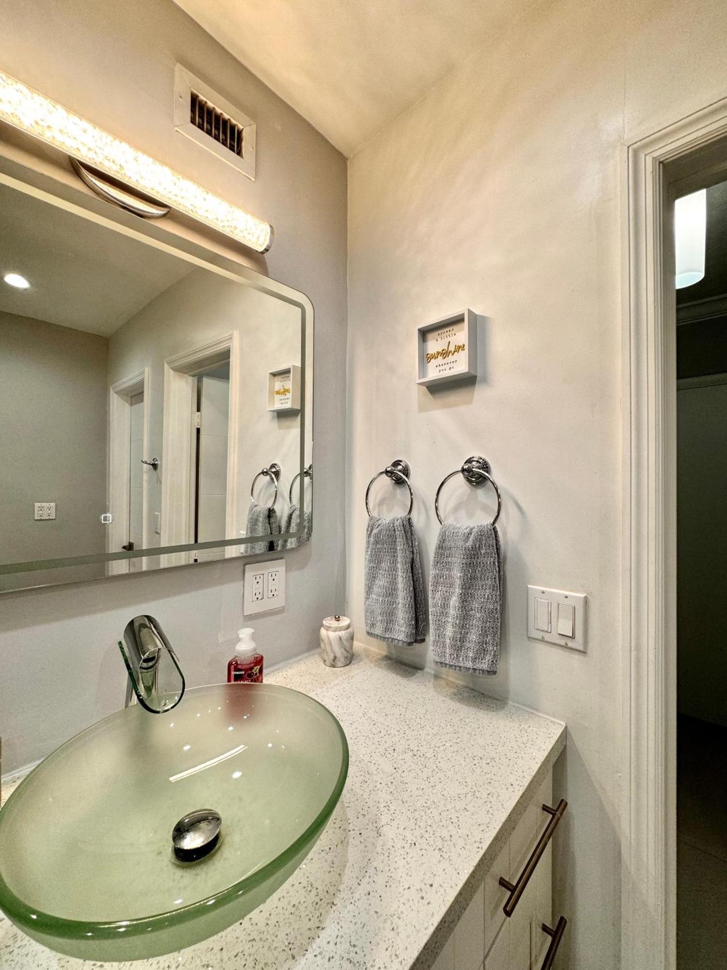 Modern Miami Oversized 3 Bedroom In Central Location Exteriér fotografie